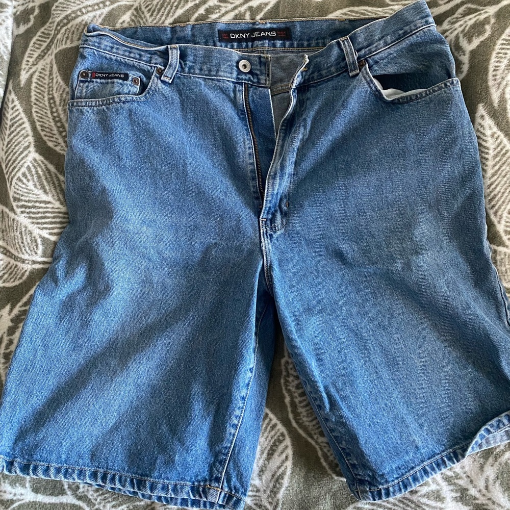 DKNY JEAN SHORTS blue size 36
